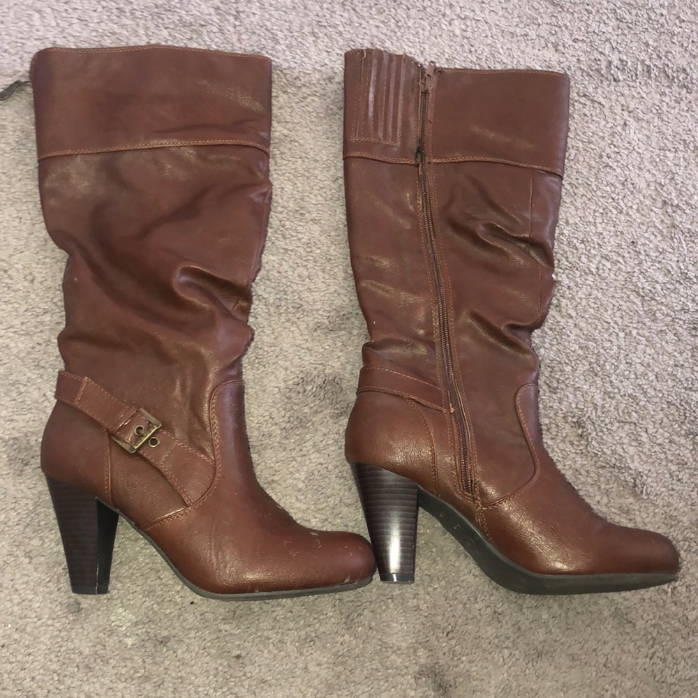 Brown leather boots from Guess